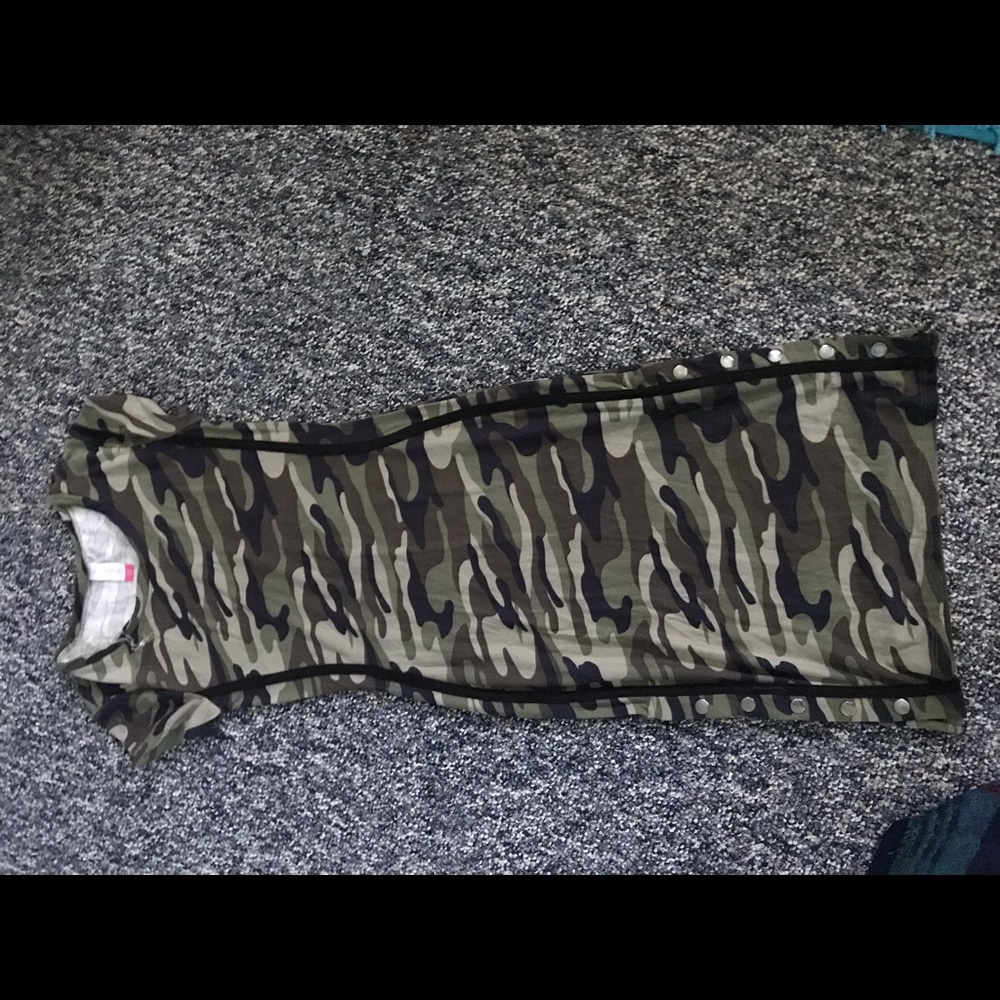 Camo slim dress